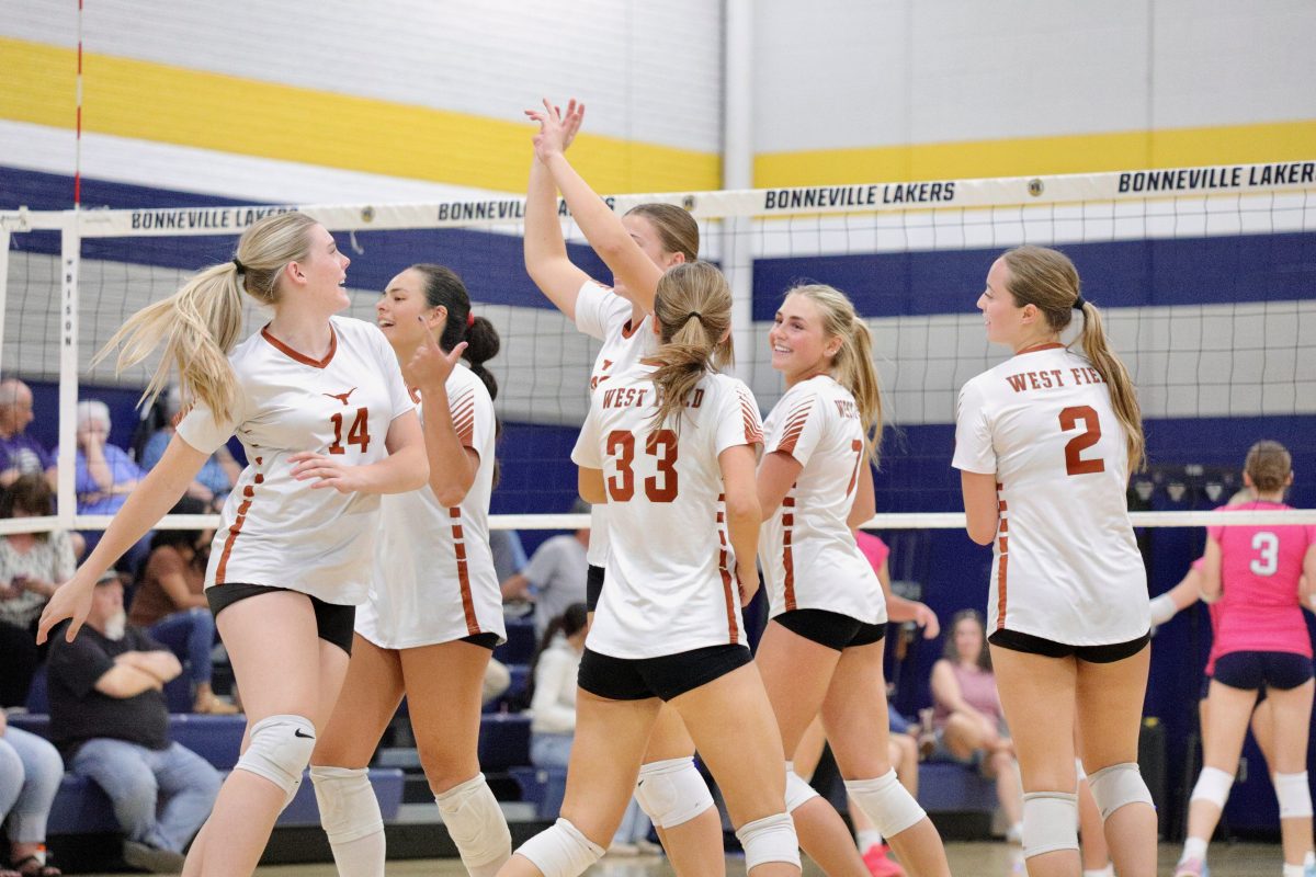 West Field, Fremont, Syracuse and Morgan Claim Region Volleyball Titles